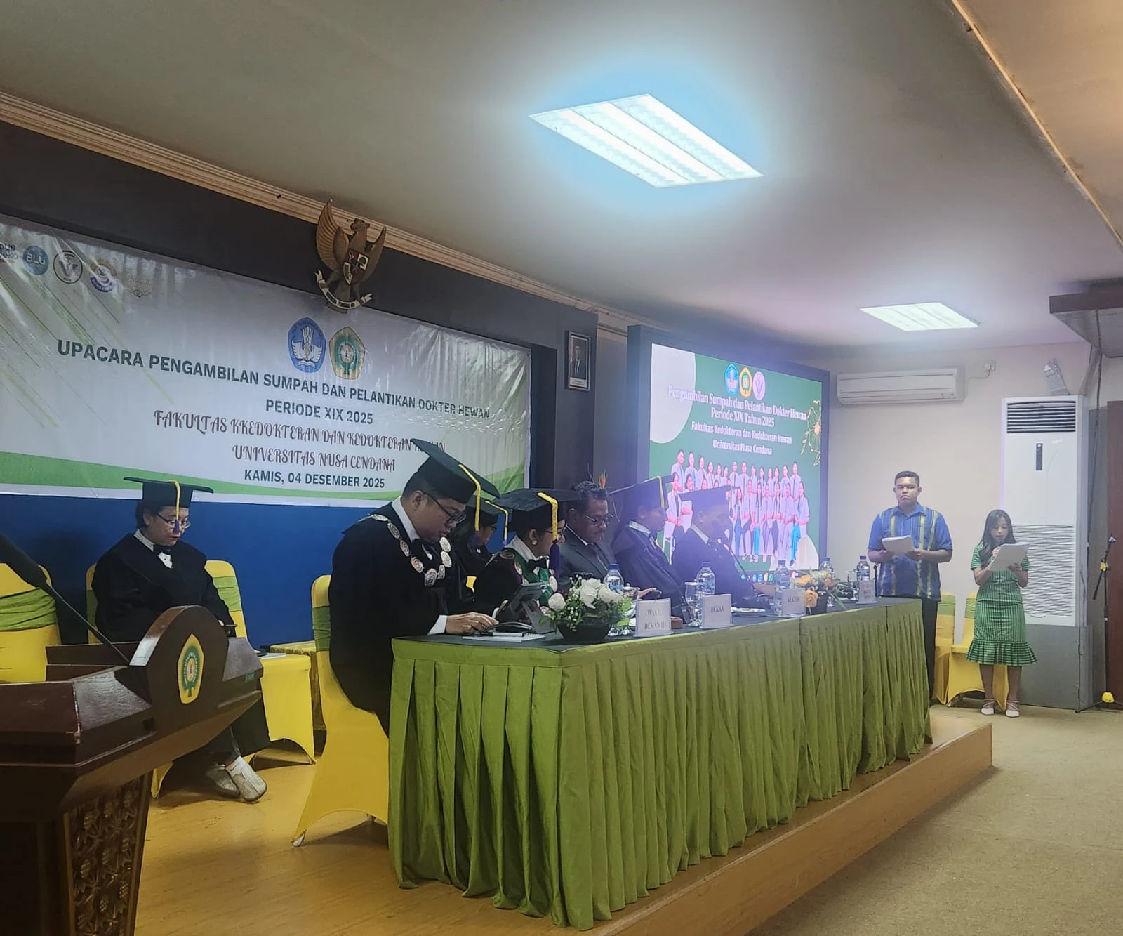 Pengambilan Sumpah dan Pelantikan Dokter Hewan Periode XIX 2025 Fakultas Kedokteran dan Kedokteran Hewan Universitas Nusa Cendana 