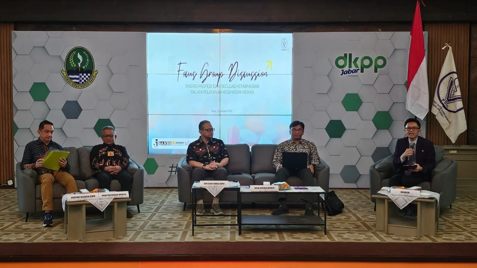 FGD PDHI JABAR 1: SINERGI PROFESI DAN REGULASI KEFARMASIAN DALAM PELAYANAN KESEHATAN HEWAN